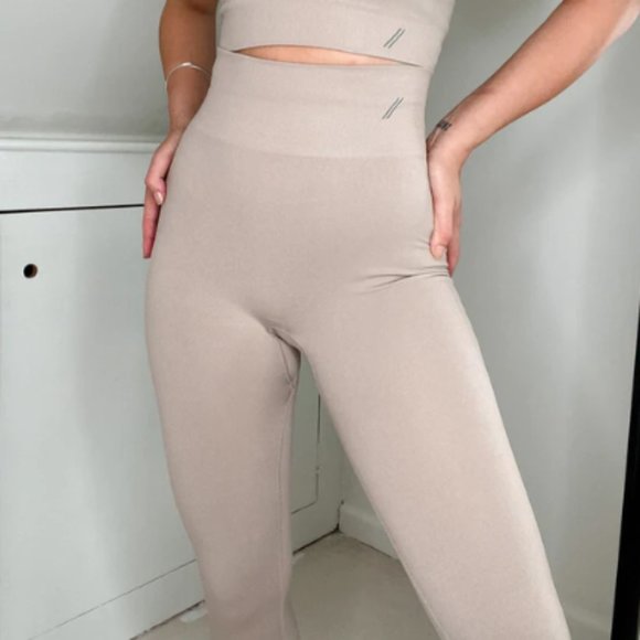Tala Taupe Nude Zinnia Seamless Gym Workout Leggings in Latte Small - Picture 2 of 4